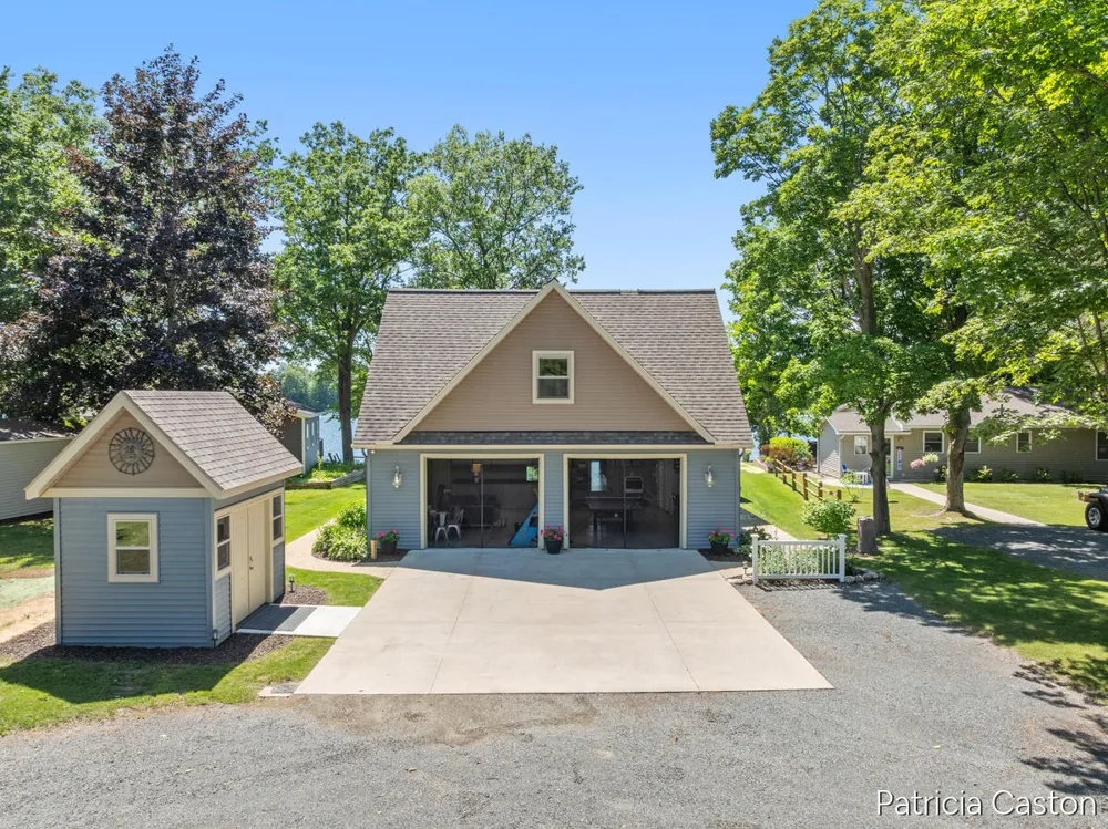 5295 S Eden Lake Road Custer, MI 49405