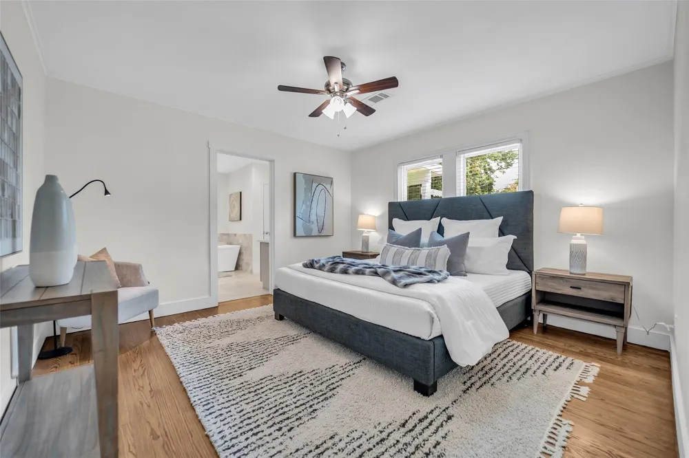 903 English Street Houston, TX 77009