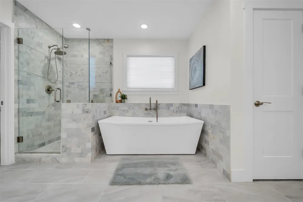 903 English Street Houston, TX 77009