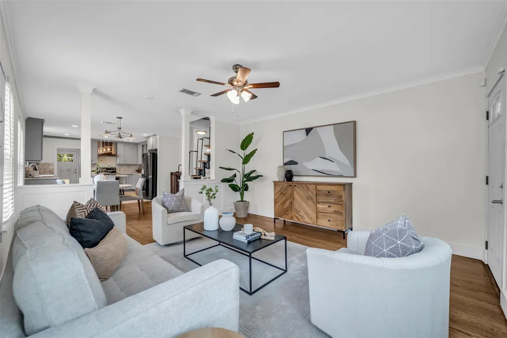 903 English Street Houston, TX 77009