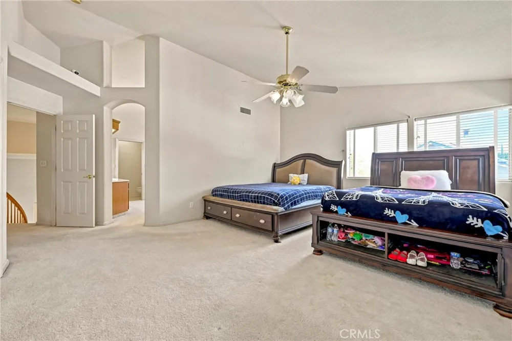 1860 Riverside Los Banos, CA 93635