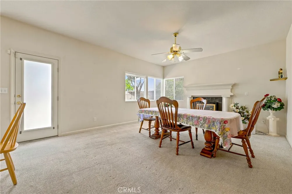 1860 Riverside Los Banos, CA 93635