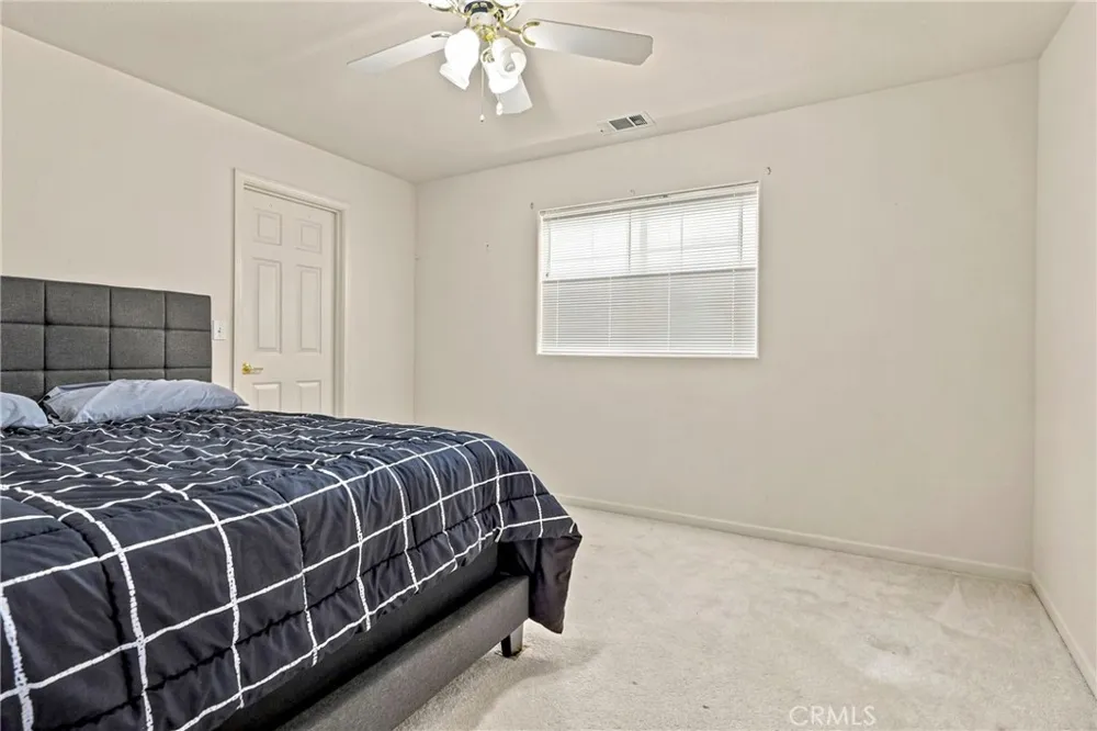 1860 Riverside Los Banos, CA 93635