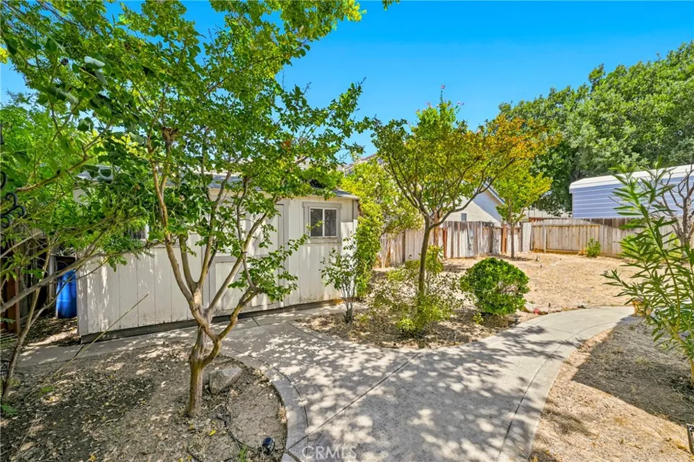 1860 Riverside Los Banos, CA 93635