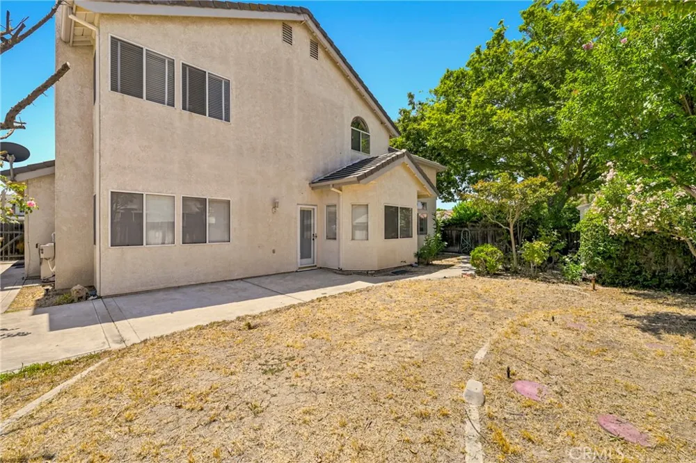 1860 Riverside Los Banos, CA 93635