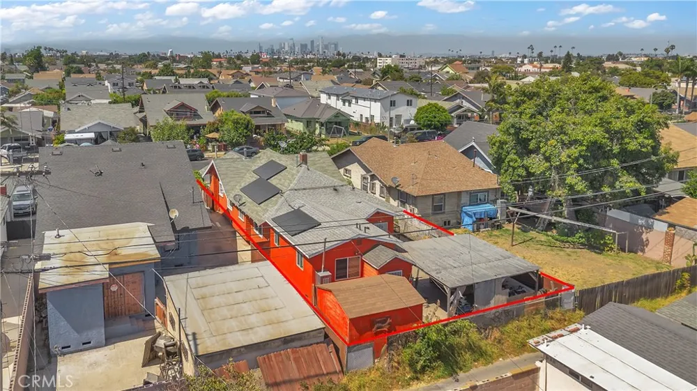 908 W 57th St Los Angeles, CA 90037