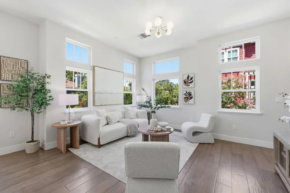 1911 Stella Street Mountain View, CA 94043