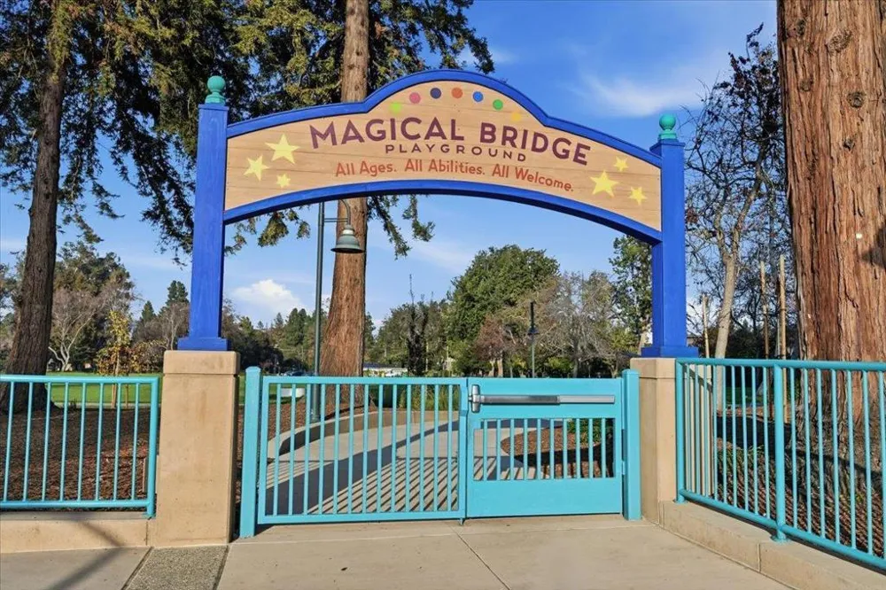 1911 Stella Street Mountain View, CA 94043