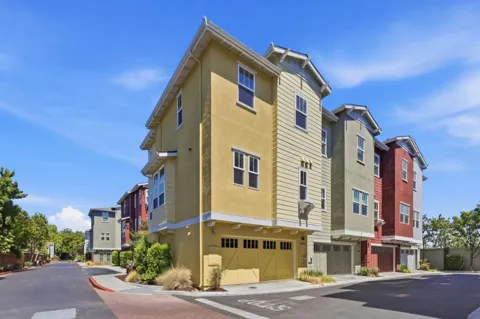 1911 Stella Street