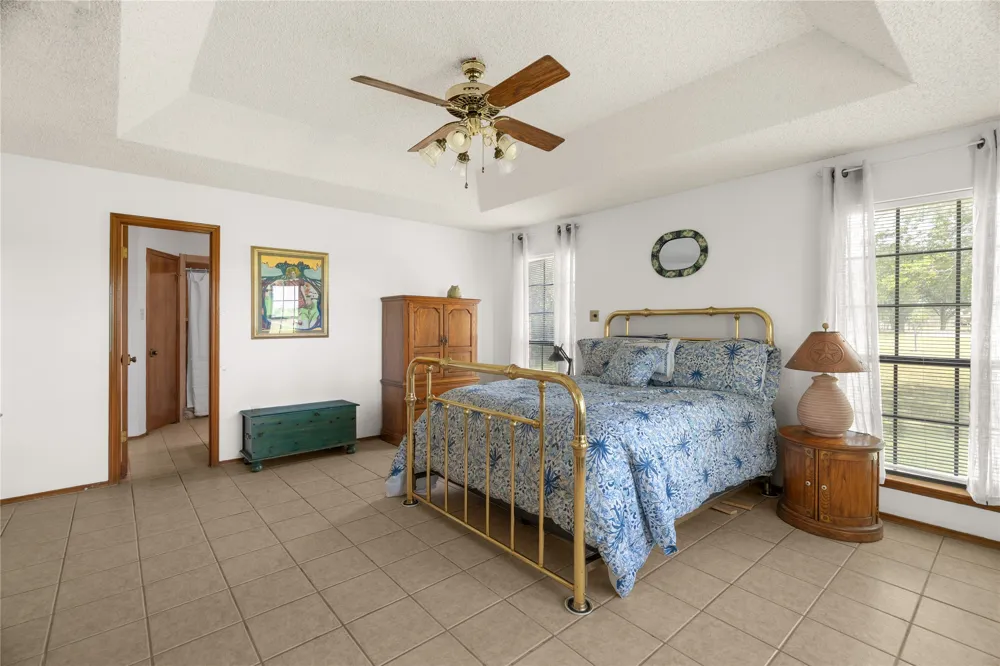 4911 Youngsford Road Marion, TX 78124