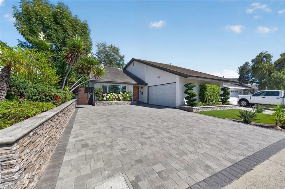 33052 Santiago Drive Dana Point, CA 92629