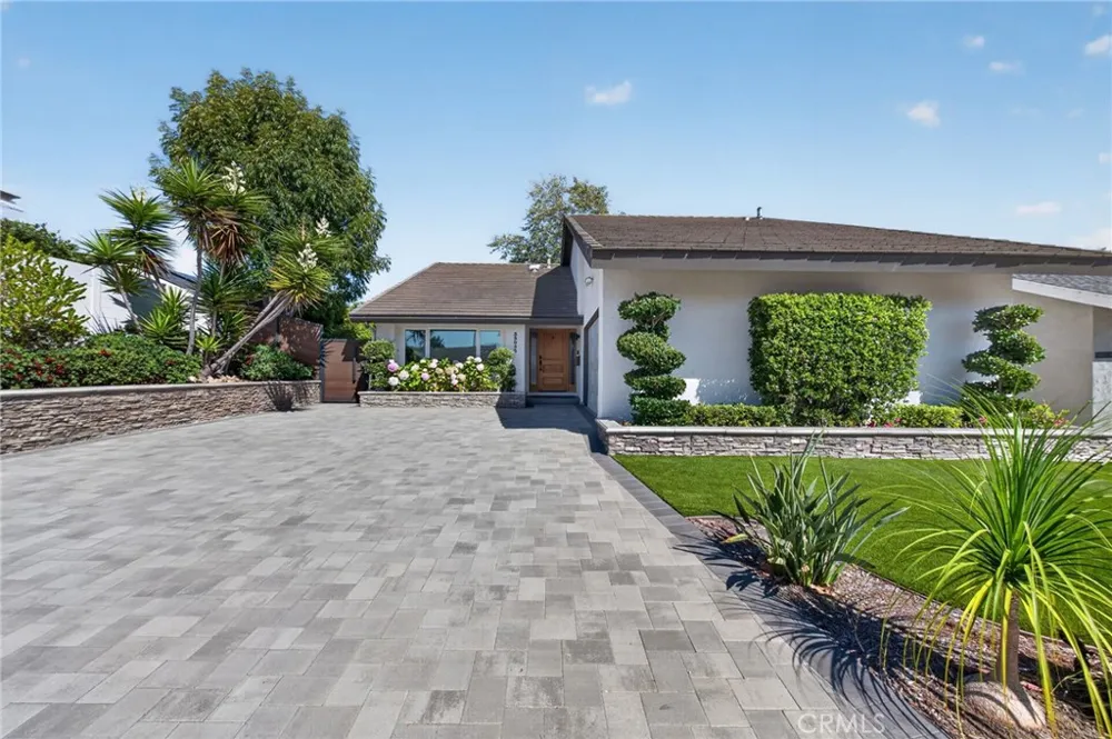 33052 Santiago Drive Dana Point, CA 92629