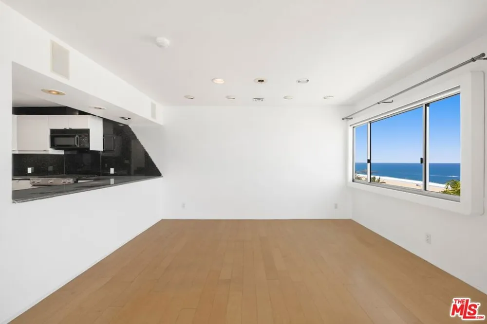 101 California Avenue #802 Santa Monica, CA 90403