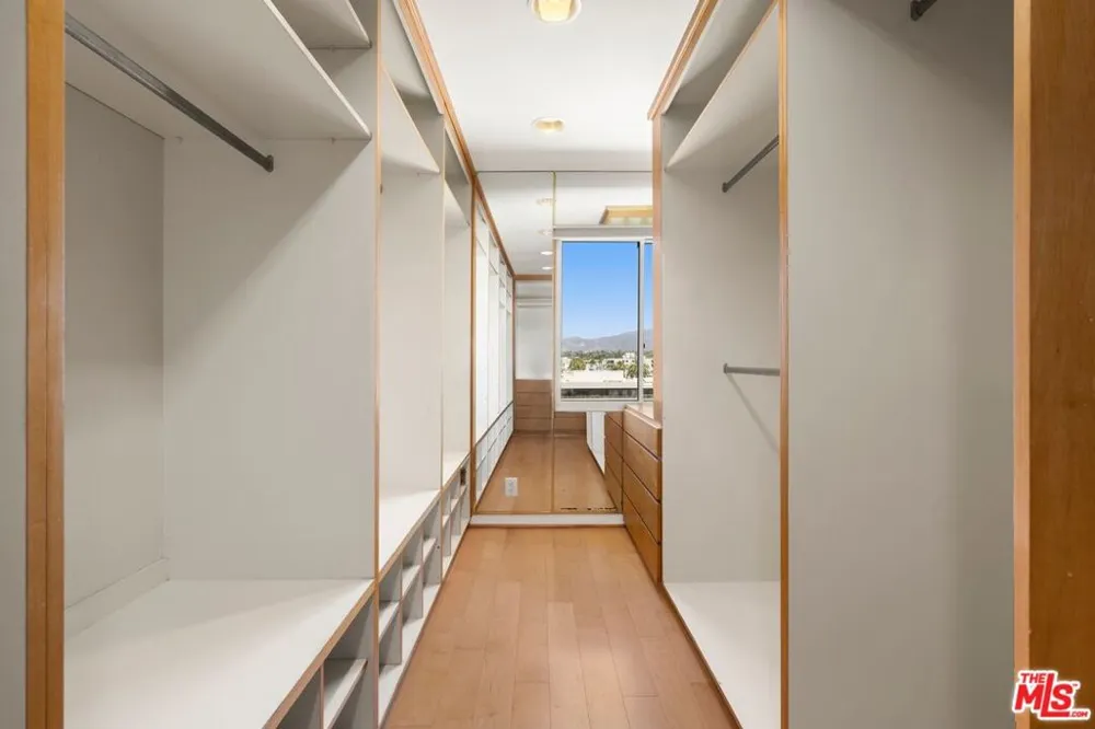101 California Avenue #802 Santa Monica, CA 90403