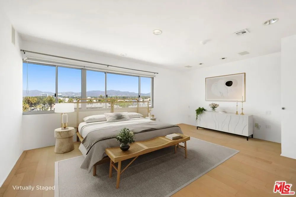 101 California Avenue #802 Santa Monica, CA 90403