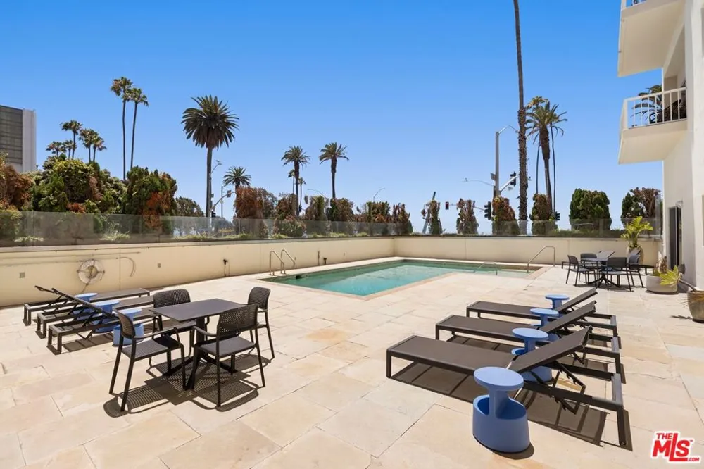 101 California Avenue #802 Santa Monica, CA 90403
