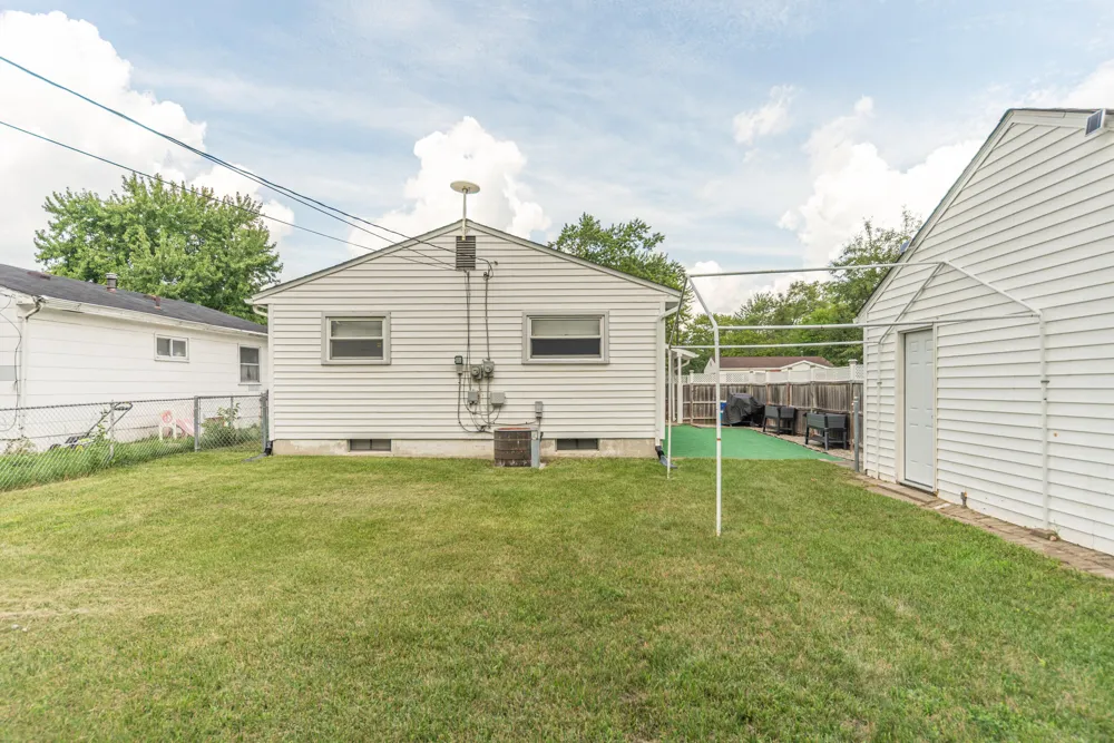1705 Smith Avenue Ypsilanti, MI 48198