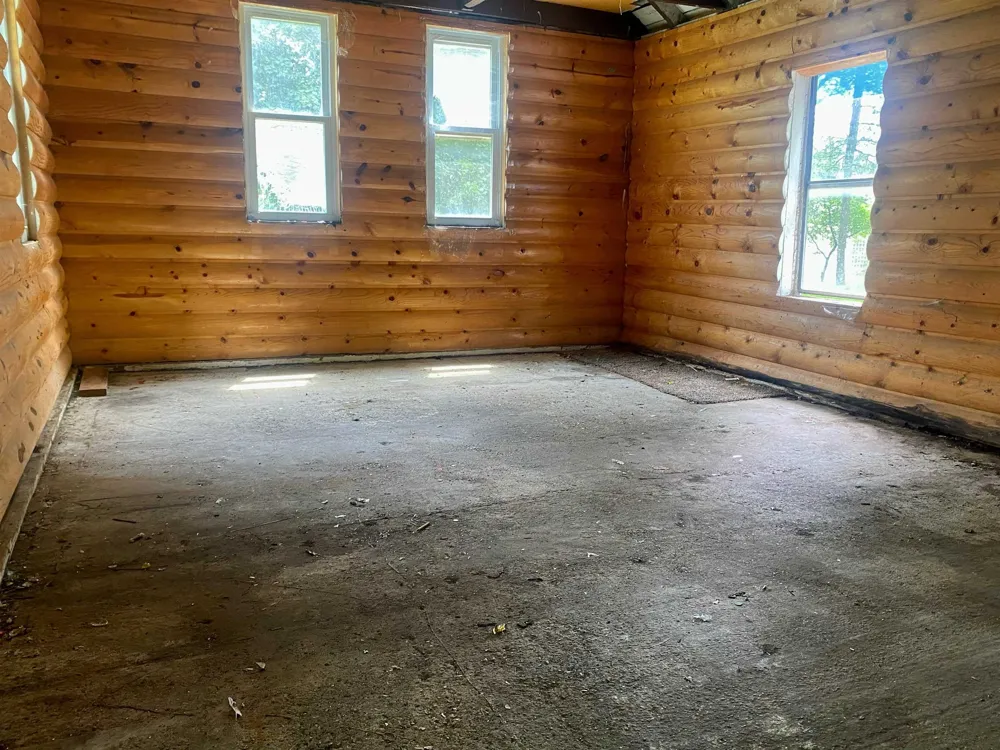 416 E Maple Street Riverside Township, MI 49657