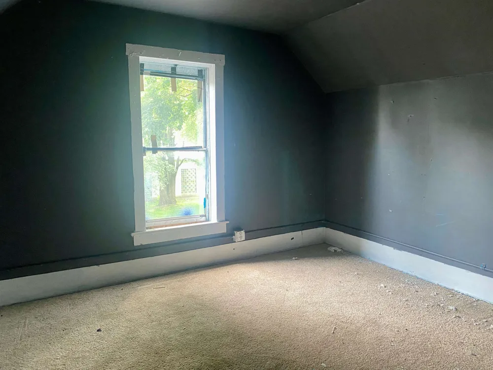 416 E Maple Street Riverside Township, MI 49657
