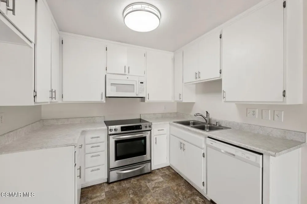 1360 Alessandro Drive Newbury Park, CA 91320