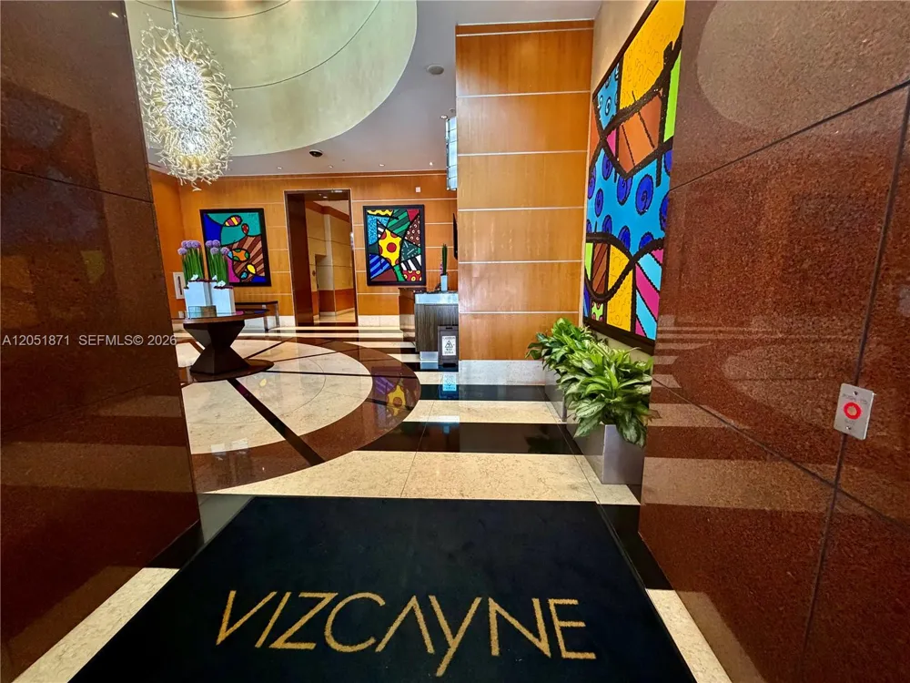 253 NE 2nd St #3907 Miami, FL 33132