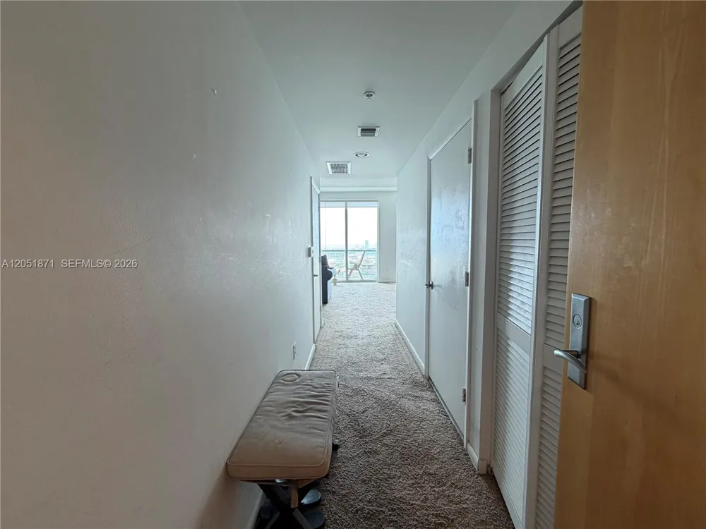 253 NE 2nd St #3907 Miami, FL 33132