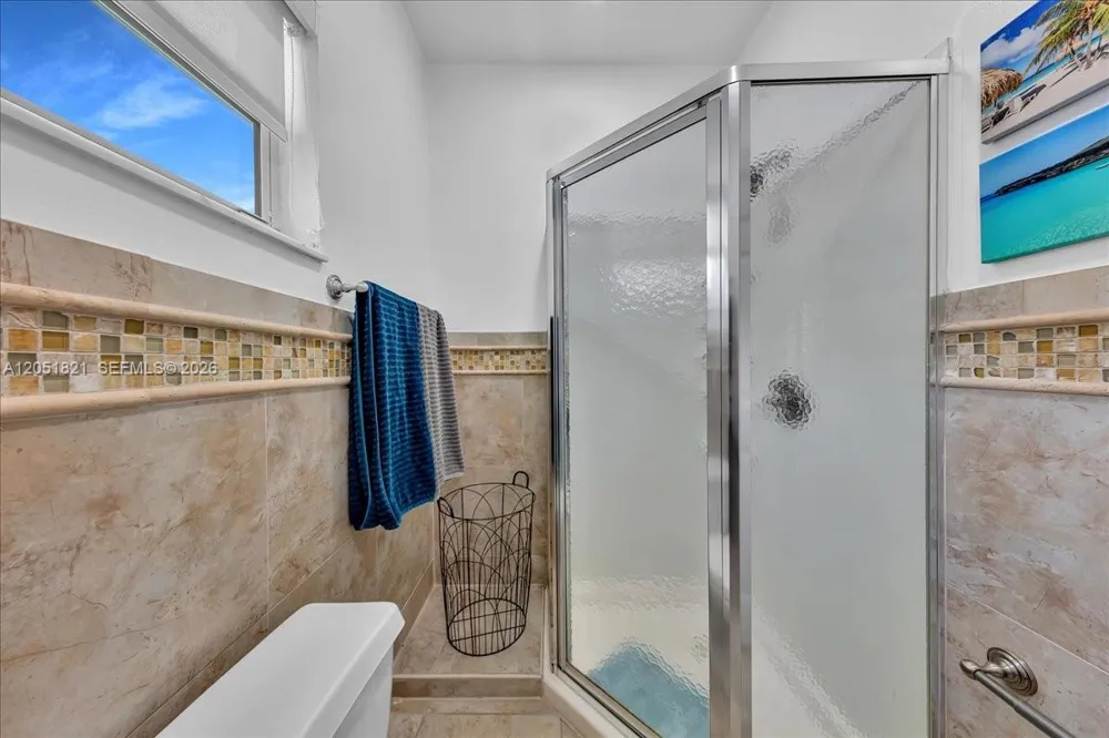16138 Emerald Cove Rd Weston, FL 33331