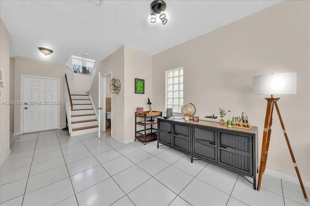 16138 Emerald Cove Rd Weston, FL 33331