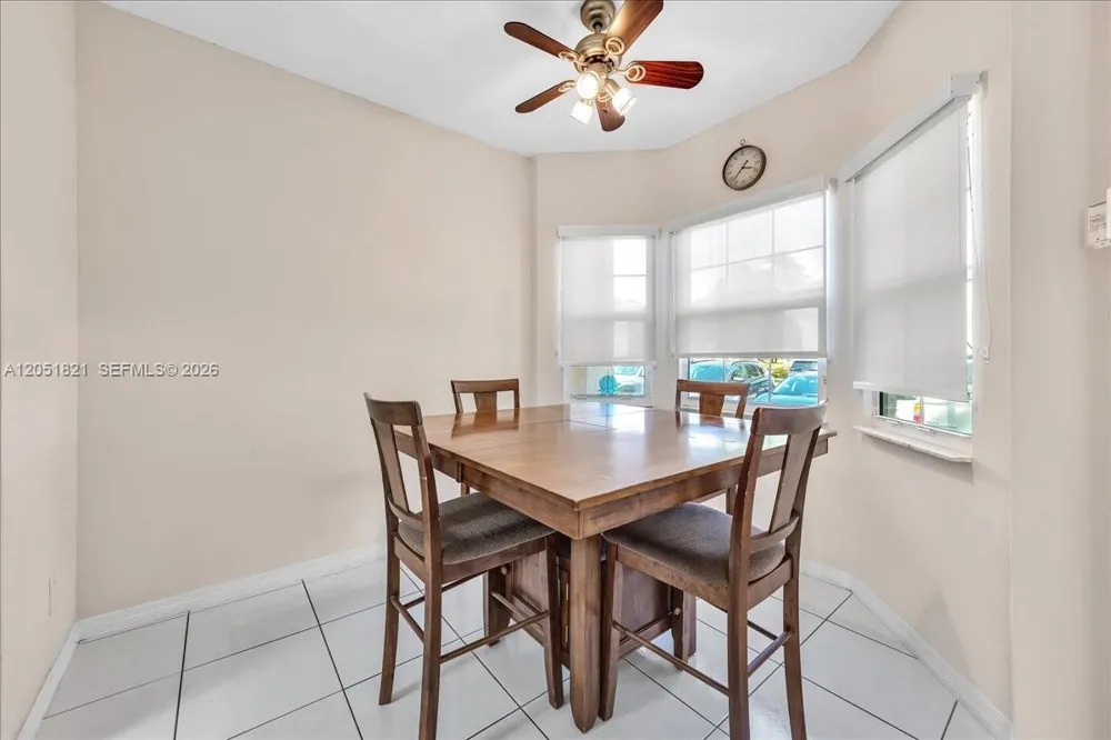16138 Emerald Cove Rd Weston, FL 33331