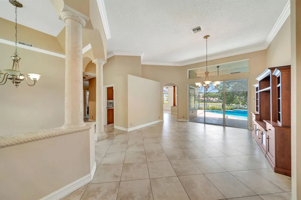6420 NW 41st Street Coral Springs, FL 33067