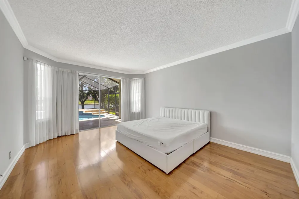 6420 NW 41st Street Coral Springs, FL 33067