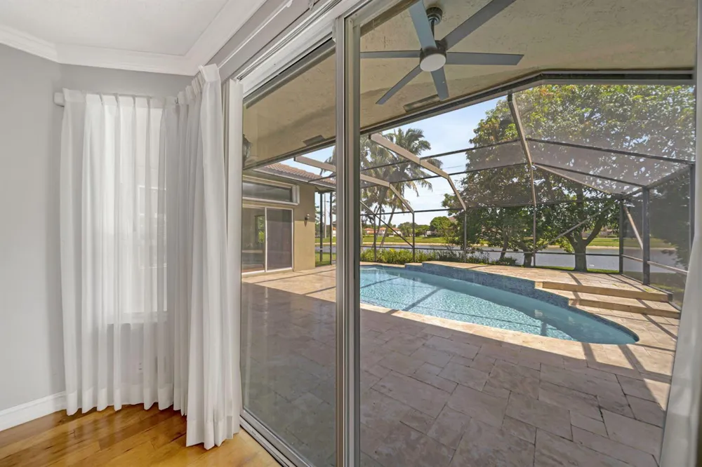 6420 NW 41st Street Coral Springs, FL 33067