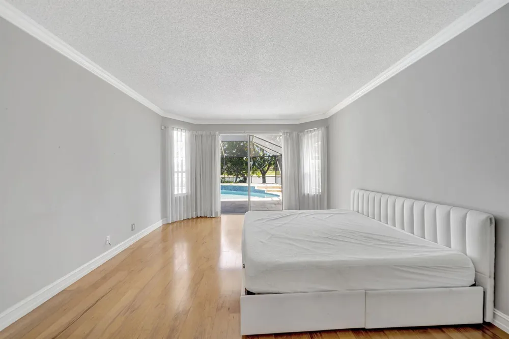 6420 NW 41st Street Coral Springs, FL 33067