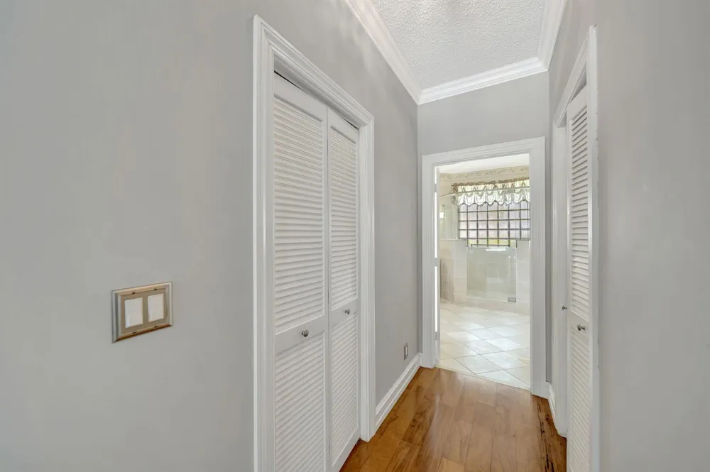 6420 NW 41st Street Coral Springs, FL 33067