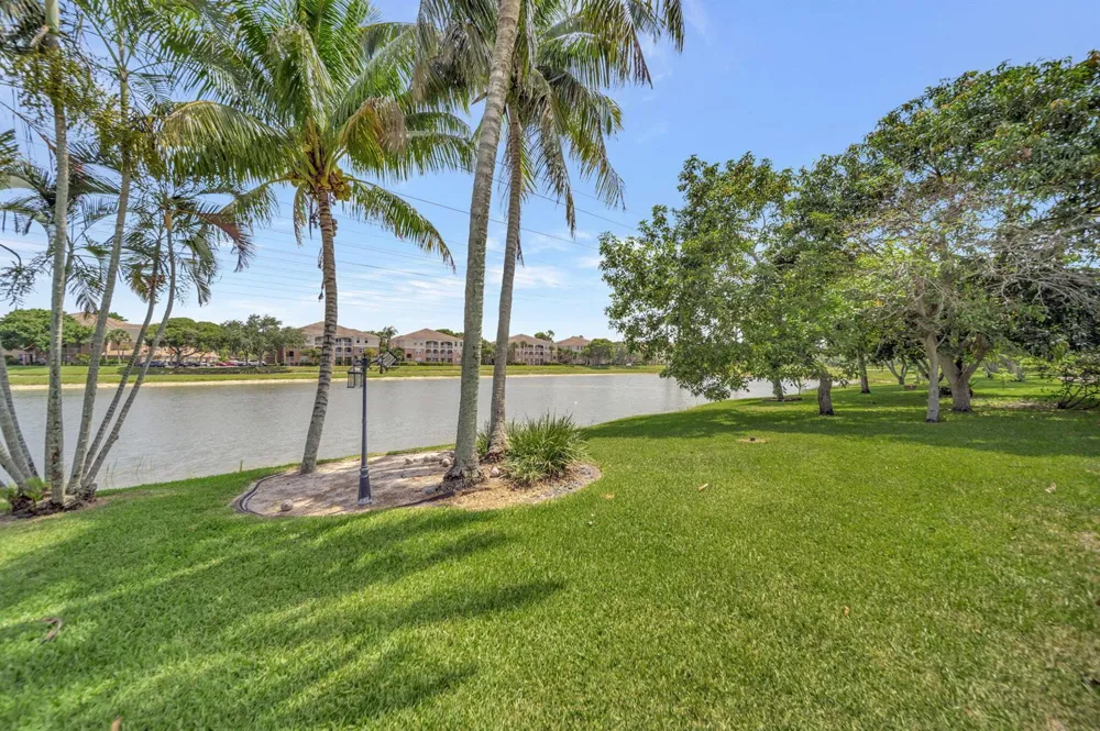 6420 NW 41st Street Coral Springs, FL 33067