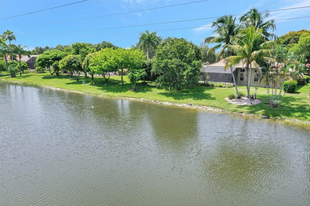 6420 NW 41st Street Coral Springs, FL 33067