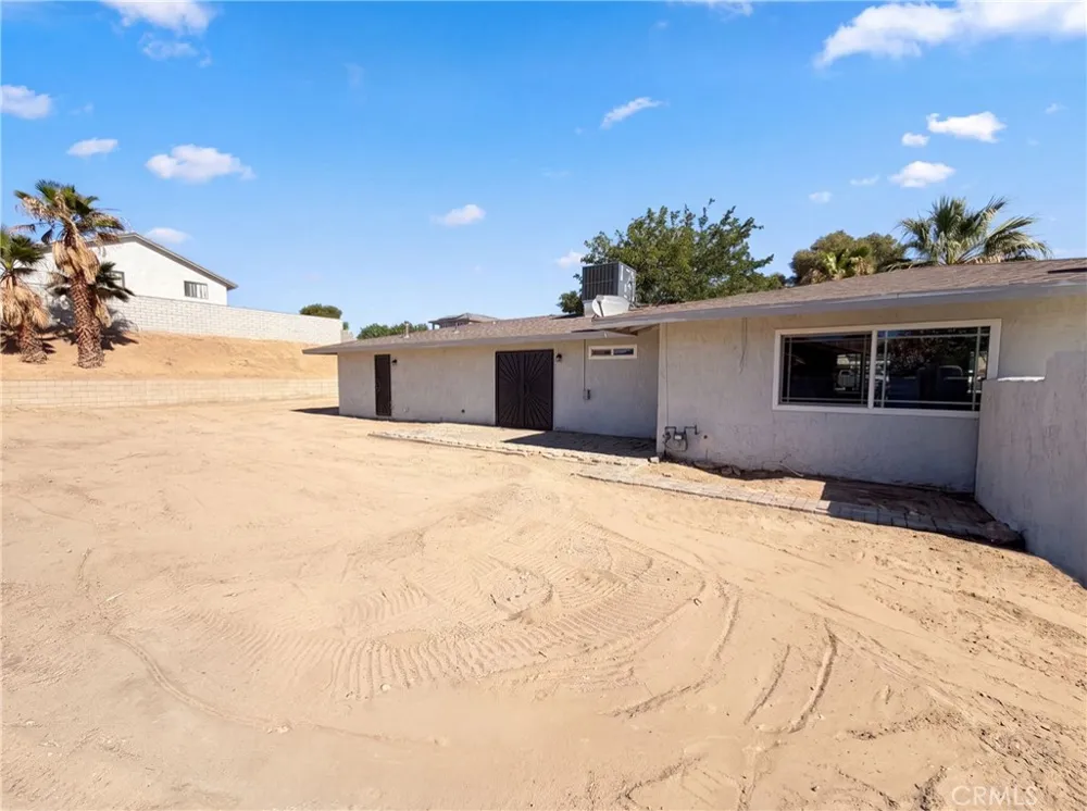 14729 Hartford Lane Helendale, CA 92342