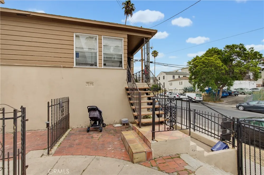 148 S Normandie Avenue Los Angeles, CA 90004