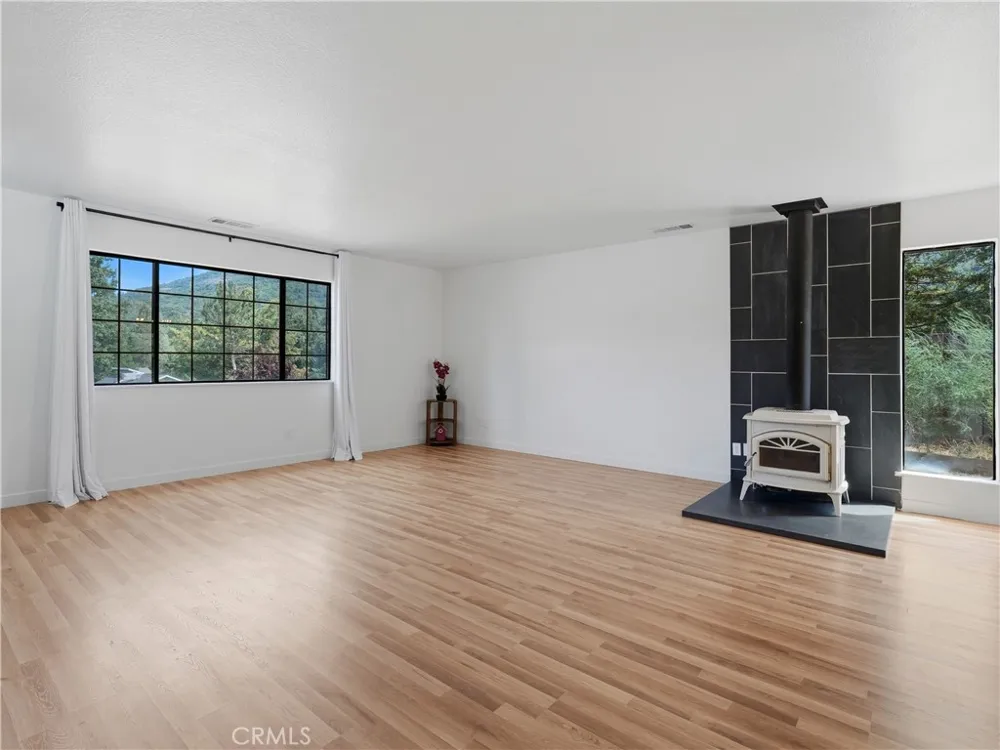 40446 Goldside Oakhurst, CA 93644