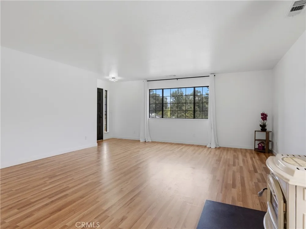 40446 Goldside Oakhurst, CA 93644