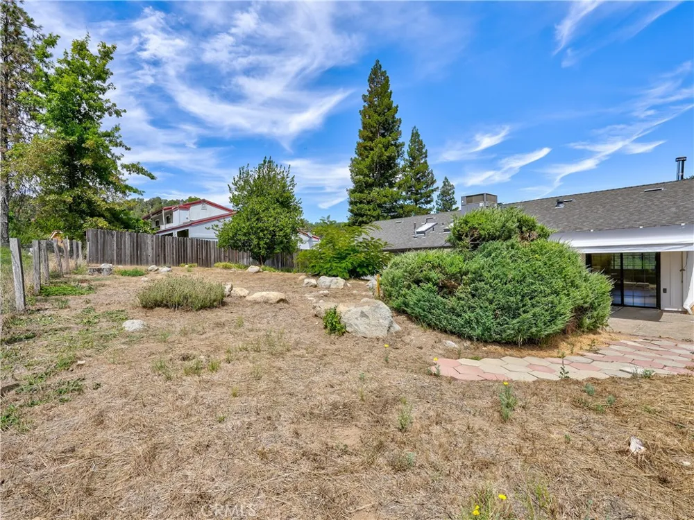 40446 Goldside Oakhurst, CA 93644