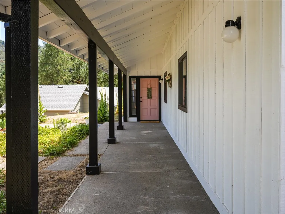 40446 Goldside Oakhurst, CA 93644