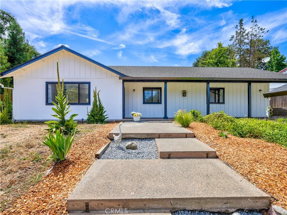 40446 Goldside Oakhurst, CA 93644
