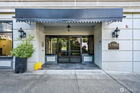 1310 10th Street #402