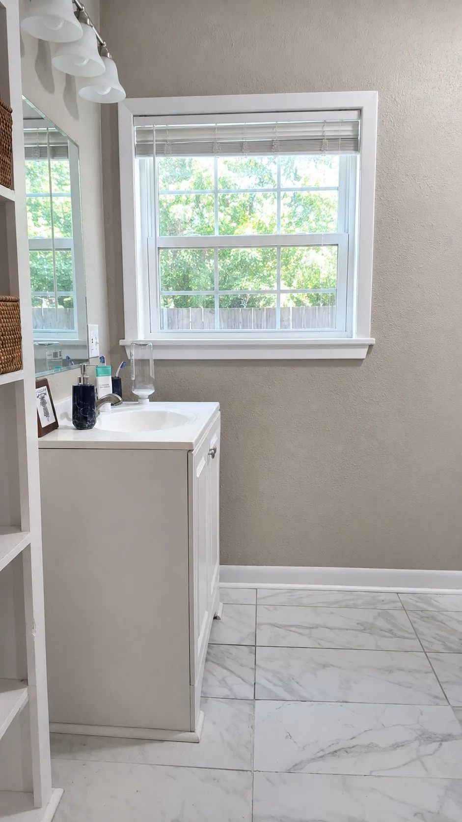 200 S Mimosa Street Paradise, TX 76073