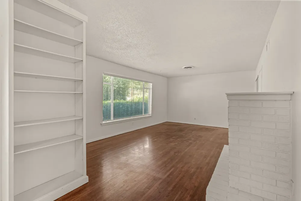 4509 Donnelly Avenue Fort Worth, TX 76107