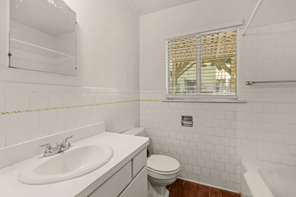 4509 Donnelly Avenue Fort Worth, TX 76107