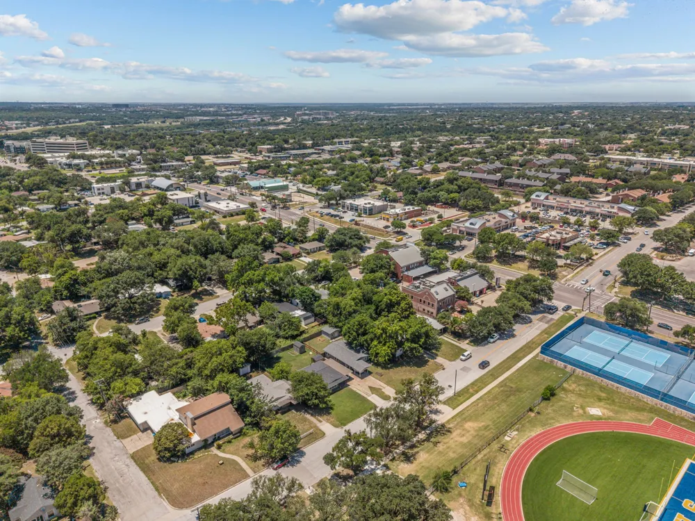 4509 Donnelly Avenue Fort Worth, TX 76107
