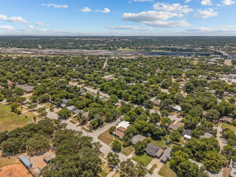 4509 Donnelly Avenue Fort Worth, TX 76107