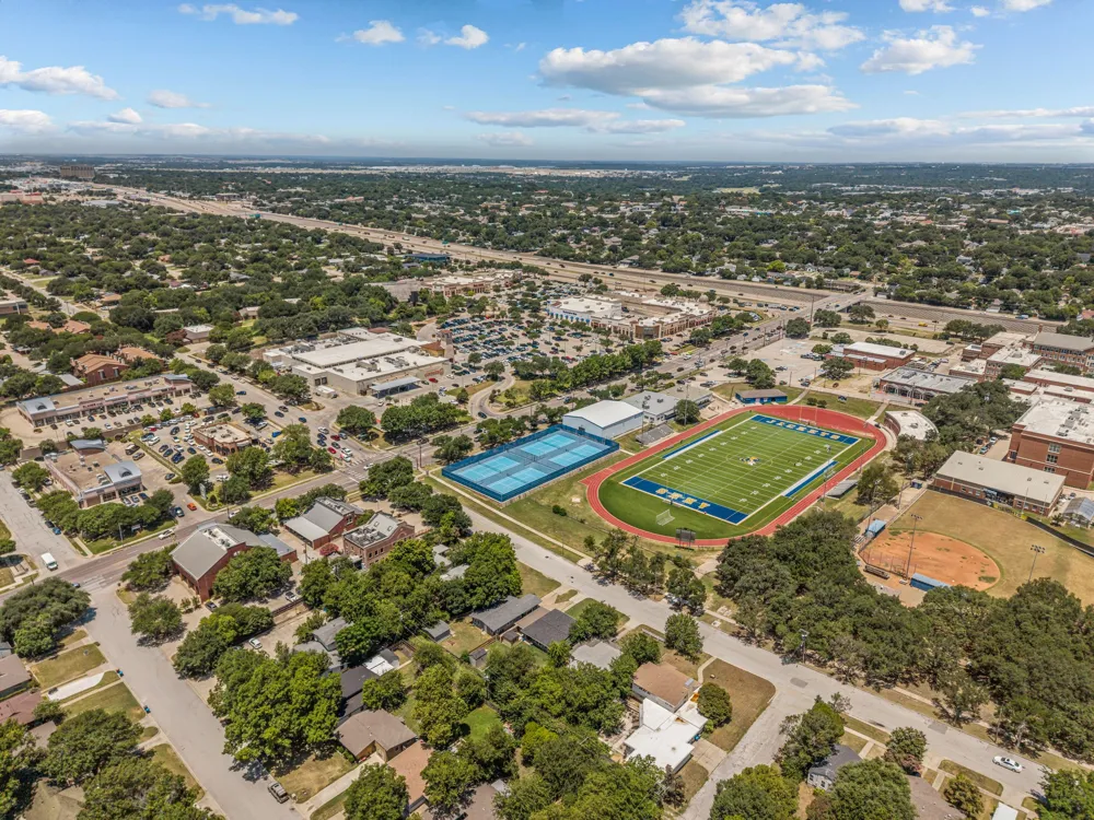 4509 Donnelly Avenue Fort Worth, TX 76107
